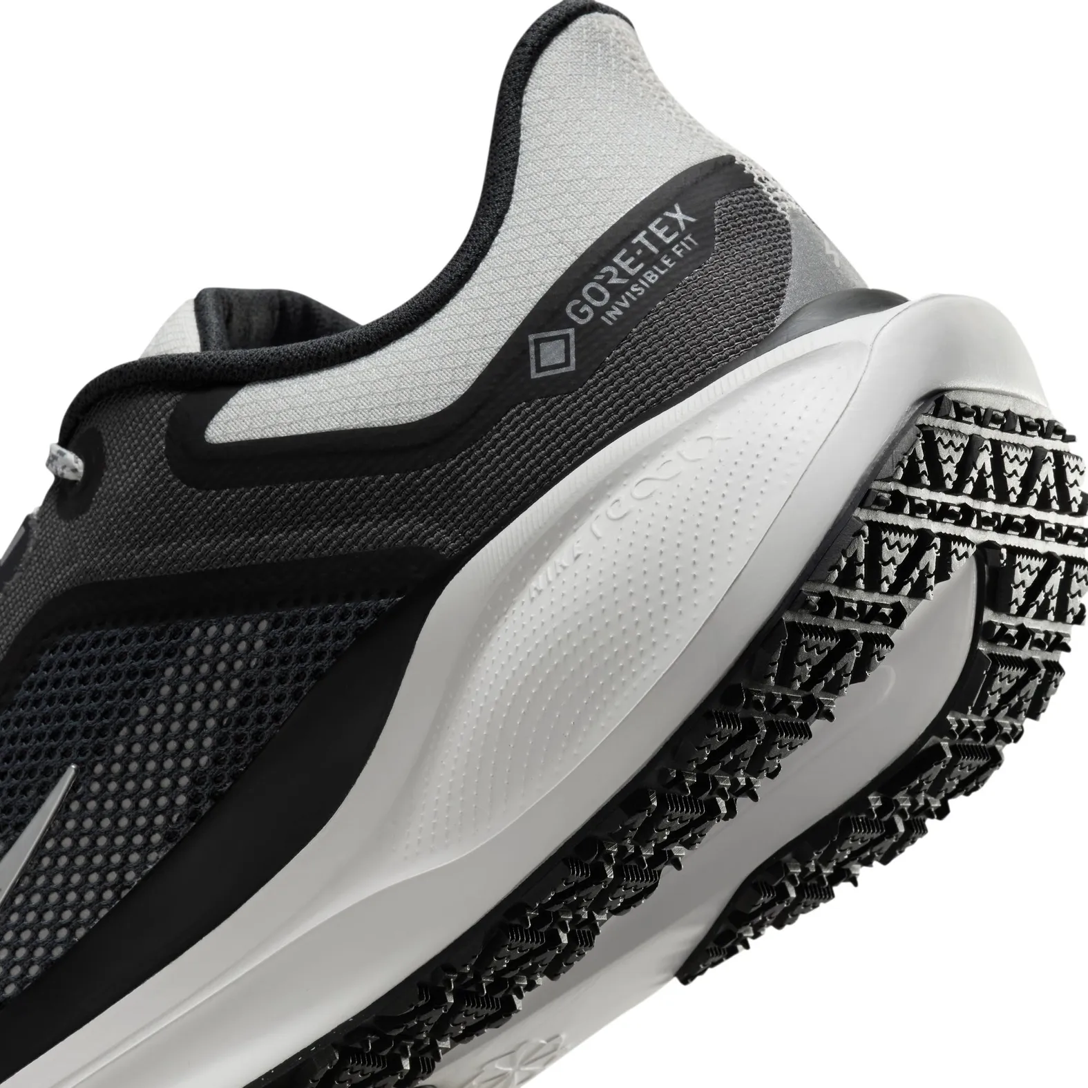nike air zoom pegasus goretex