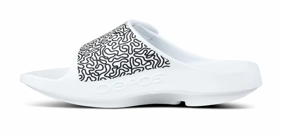 OOFOS OOAHH SPORT FLEX SANDAL - White Labyrinth White Labyrinth